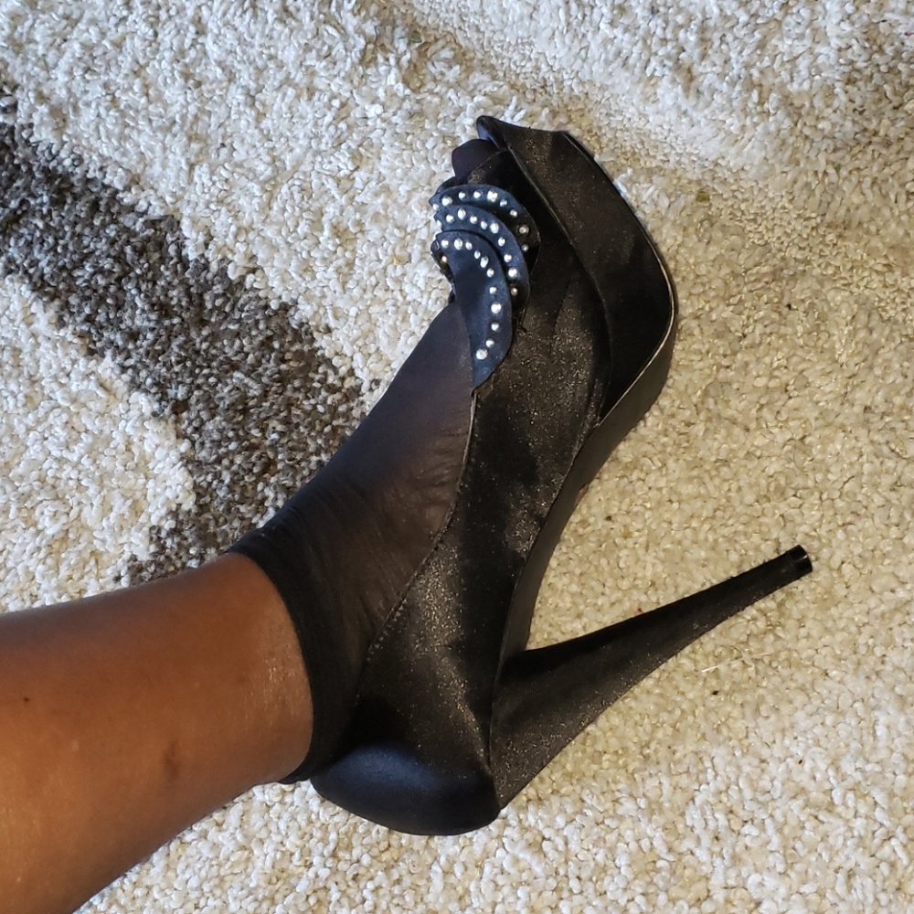 Stilettos Black Satin Studded